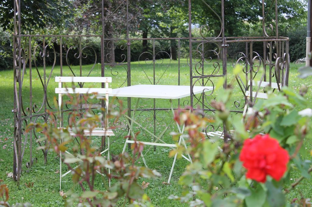 Auberge De Villequier Luaran gambar