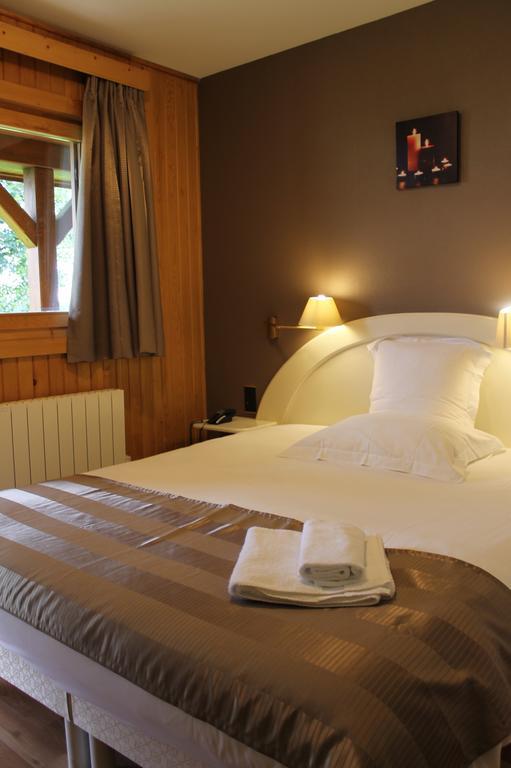 Auberge De Villequier Luaran gambar