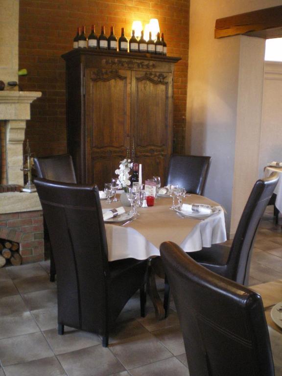 Auberge De Villequier Luaran gambar